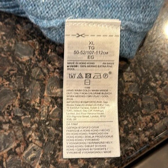 Banana Republic XL Men’s 100% Merino Wool Soft Blue Color - Picture 4 of 6